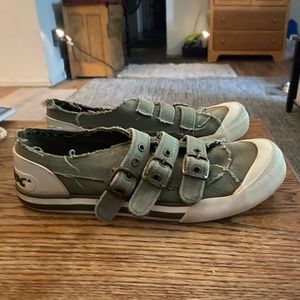 Rocket Dog Women’s Sneakers (8)